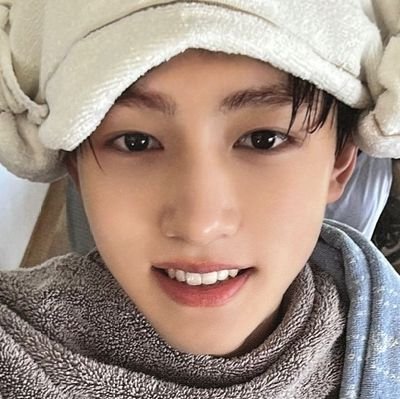 imixxuxomuch's profile picture. 케이팝안한다