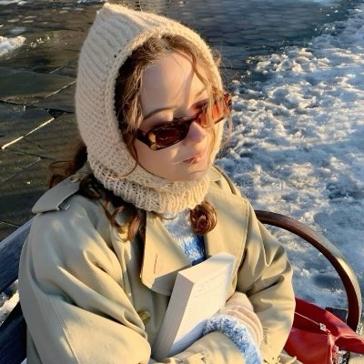 itscaitliny's profile picture. Oscar Winner Cillian Murphy's lawyer since 2020 🍾 @caitlinsmanor ⠀ܴ˖ ۫ ̩͙