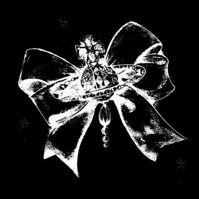 zi_rei2406's profile picture. ⋆༺𓆩☠︎︎𓆪༻⋆