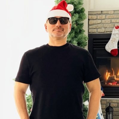 DaKampe's profile picture. Trying to avoid @lordfwog beat me in armwrestling. Hanging out with @mark_cachia_ to support him building @scytaledigital.