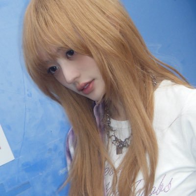 minjuparm's profile picture. hashtag i'm not cute anymore