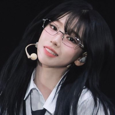 saythatditto's profile picture. njz, aespa e soundcloud rapping