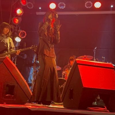 bel92844328's profile picture. 愛と正義のVocalです🎤 趣味はお人形遊びです。ジェンダーレス男子