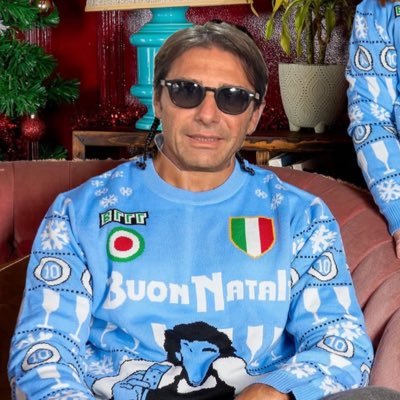 Fracescoo19's profile picture. 