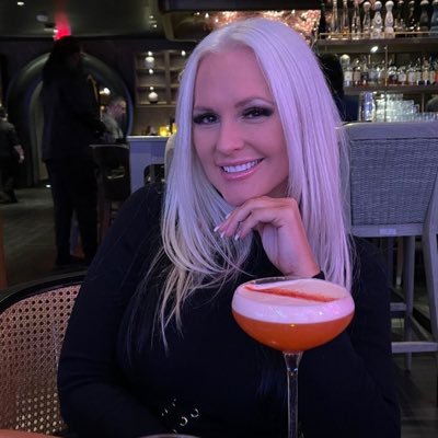 ClarissaWi10055's profile picture. 