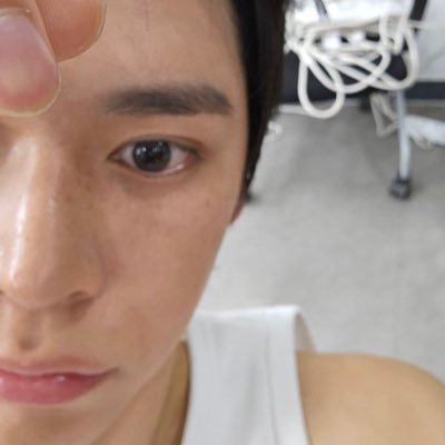 eunseokaholic's profile picture. 