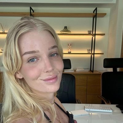 tsceline11's profile picture. 🏳‍🌈TS | Soft, Feminine & Alluring | Elegant Vibes | Sweet Company |DM for Menu,💫✨💃