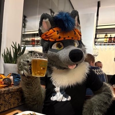 @SzurkyWolf