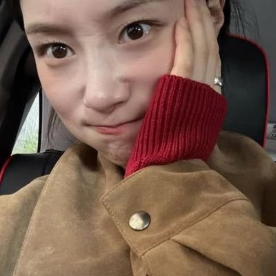 hellobchaeyeonx's profile picture. contact for work @tidjaixjjaehyun .