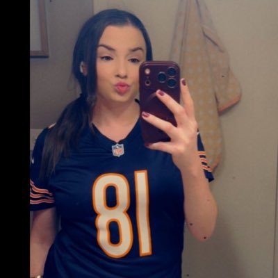 NikkiBears88's profile picture. 