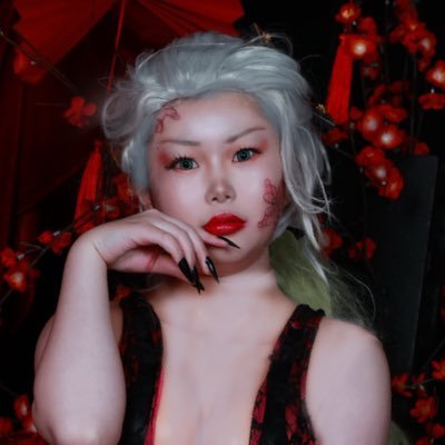 karin__cos's profile picture. 雑多 ⚠︎︎特病あり 🚺成人済 片思い3日まで。💉×5回済み 👻🖤(@DO46m)💙✝️(@miyabi3859)