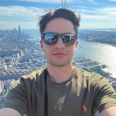 Ctorresoza's profile picture. Chileno de ❤️🇨🇱 | Papá de Glorita ❤️👧🏻 | Cuarentón | Ingeniero Comercial + Magister + Diseñador | Futbolero 🏳️🏴 | Doglover ❤️🐶