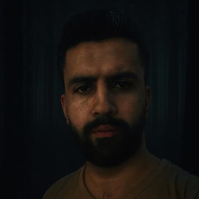 aryamanbey's profile picture. söz biter, direniş başlar...

@zompcuvip