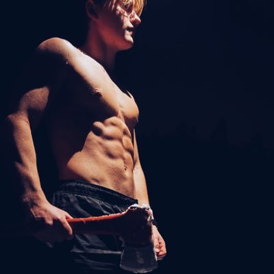 mar_svellingen's profile picture. ✝️ Unplugged | Health CHAD | Deler meninger og guider deg til bedre helse | 08 modell | BLI EN HEALTH CHAD⬇️