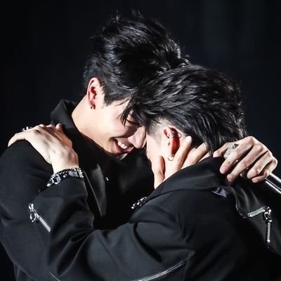 hikaribam's profile picture. Multistand 💕 but my fav is #PerthSanta | Just love to spreading positive vibes ✨ Haters and hating not allowed🚫  | Let's Hype Together 🙌