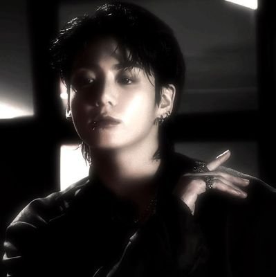 yourglosssy's profile picture. K-POP IS NOTHING WITHOUT @BTS_twt !!