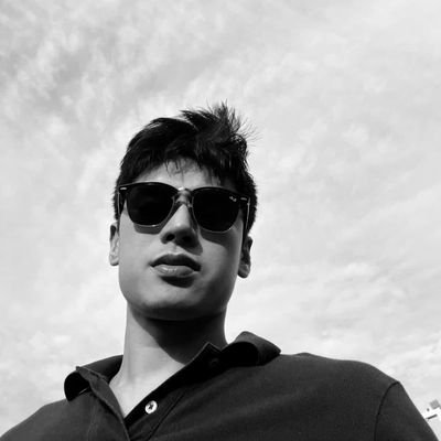 chrlsyuhh's profile picture. I have no words to express and completely speechless to talk about him. I am a big fan of Yang Li Cheng ✨🫶🏻