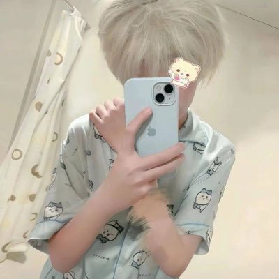 oxcvbl's profile picture. أنا سوسو تبندتت وهذا حسابي الجديد عمري 15  .. الاشتراك ب ٥٠ ريال تحويل راجحي 😭🫦.