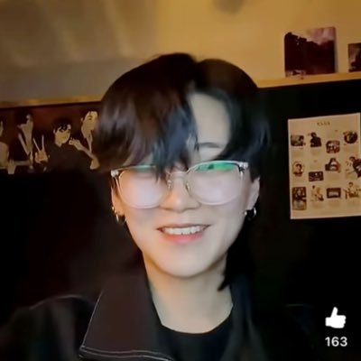 fireyumm's profile picture. 