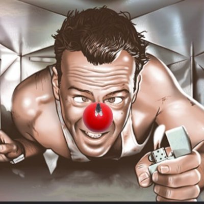 JohnMcClanebcn's profile picture. Tempus fugit, sed risum manet. Haz el meme y no la guerra.
También estoy en @johnmcclown.bsky.social.