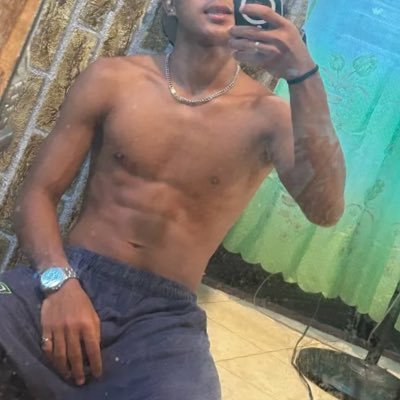 Ravenn213's profile picture. 