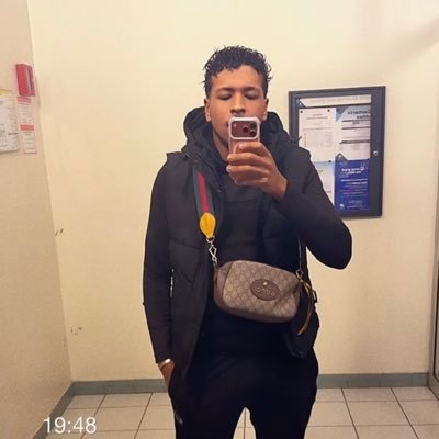 mouss77i's profile picture. 🇫🇷🪐🇲🇦⭐️PARIS⭐️