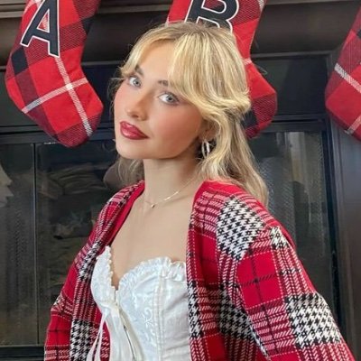 gayrdians's profile picture. nico parker and mason thames' pr manager ⎸ @zoesmedia