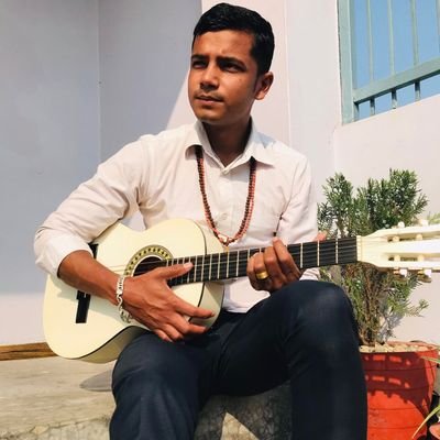 peace39poem's profile picture. अरुले बनाएको एउटा साधारण मान्छे !