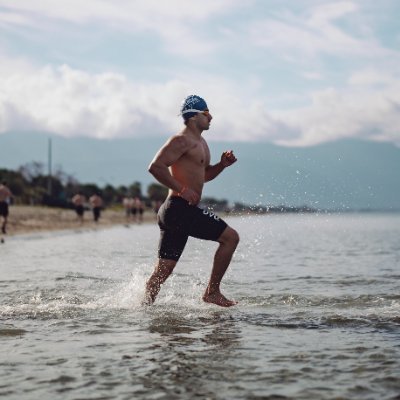 ahmetbozkurt7_'s profile picture. MSc, OzU'20, Former Water Polo Player, Part time Crossfit Athlete, Open Water Swimmer