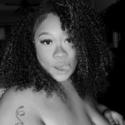 __bombdotcom__'s profile picture. 