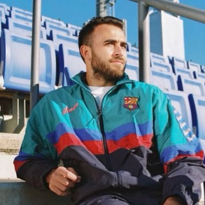 azulgranes's profile picture. graphic designer, lesbian and culer as a full-time job