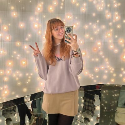 Shan_Roxanne's profile picture. It's never too late to focus on your dreams 💞