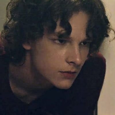 SCARLETPROUDSON's profile picture. 18 ᥲᥒ̃os — Mᥙtᥲᥒtᥱ orgᥙᥣᥣoso — Nᥱᥒᥱ dᥱ mᥲmᥲ́ 💚