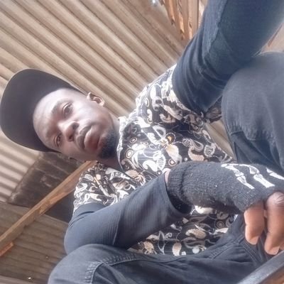 EdwardWach51528's profile picture. 😅Am Always Unique 😂🤣🤣 
Talkative 💯
Creative🔥💥
Innovative 💯