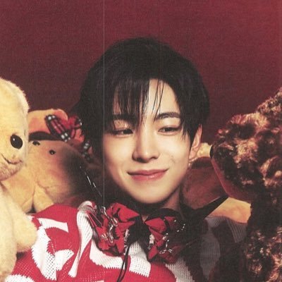 fromisyushi's profile picture. /ᐠ ⩌⩊⩌ マ ♡ ᐡ⌯◜ㅅ◝⌯ᐡ