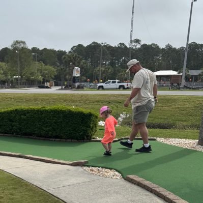 ahiatt51's profile picture. Girl Dad. Go Birds