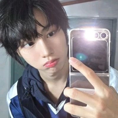 secreato's profile picture. !?! 朝昼晩一日中君の事考えています ★ kfp & idid ‹𝟯 笑い返して! ★☆