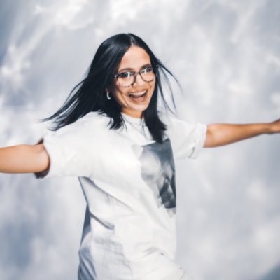 luciacandyrock's profile picture. #OOTD ⚡️ Dirijo la comunidad #BossladiesRocking 💜🍃 Hago una revista BE-LLA.