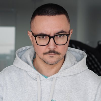 dobermanko_'s profile picture. рекрутер в ІТ компанії Devabit, добродій для Сил Оборони, артист і кумедіянт на Youtube каналі ANDREEV