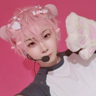 sh_yu12's profile picture. ゆきじ￤成人済￤まったりとコスプレします￤⚠︎︎要加工⚠︎︎￤創作チャイナ☞@ykg_qi￤cospic☞https://t.co/X9CdysrF5c 💙💜💗❤️🖤 ￤💍