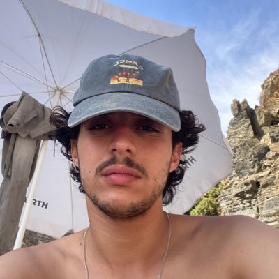 andrenobre678's profile picture. 4-3-3 com laterais invertidos