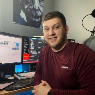 wavy0x's profile picture. Here to help!