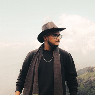 ddgraphics_'s profile picture. Freelance Sports Designer 🎨| Available for commissions and collabs | Worked for: @fabrizioRomano @NEUtdFC and many more…. #halamadrid 🤍