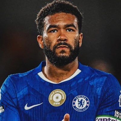 dhee_ghost's profile picture. Honest Chelsea fan 💙 | Lover of top footballers ⚽ | Ghost 👻