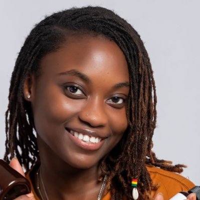 tadilovee's profile picture. BUSINESSWOMAN💸💵 03/05/02🎉🥳 snap: p_tadi2021