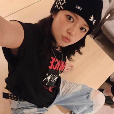 imsahyo's profile picture. #twice #izna #yoonjiyoon