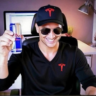 digital_chaos_'s profile picture. GOD 1st • Husband • Dad² • Cybertruck² • Sarcasm & Red Bull powered • 9-5 survivor, Reply section criminal • #TSLA • Join the #Cybertruck cult 📐