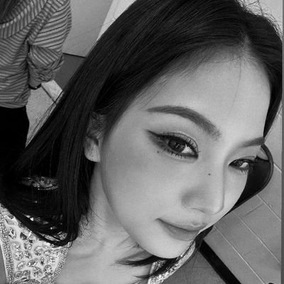 isayangan's profile picture. https://t.co/AU4IpE179O Whiskers, Wonder, & Perfumer.