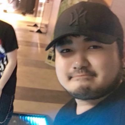 __arcahv__'s profile picture. うんち