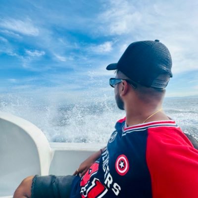 akkiex007's profile picture. Hiring techies for a living @ Doordash 💻 || Top 1% on Topmate || 25K+ LinkedIn Network